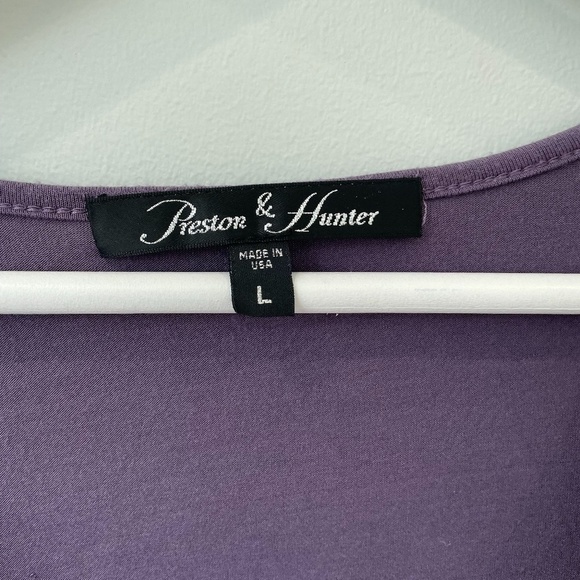 Preston & Hunter Plum Ruffle Sleeve Scoop Neck Top - Picture 4 of 6
